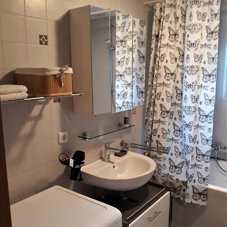 Appartement Ferienwohnung Monika 2 *